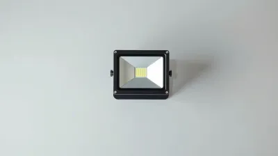 Os 8 Melhores Refletores LED de 2026: Guia Completo para Iluminação Perfeita